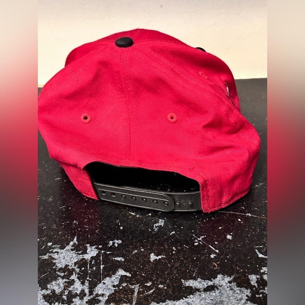 Chicago Bulls New Era Hardwood Classics Red SnapBack Hat - Picture 5 of 6